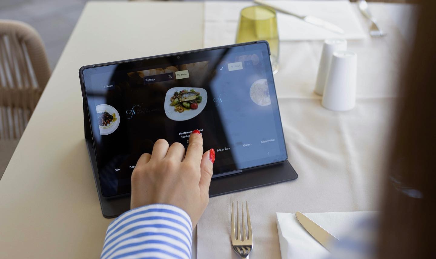 The Connected Restaurant